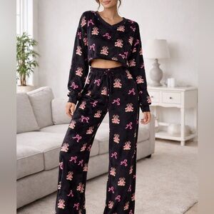 Love & Liberty Teddy Bear Lounge Set Pajamas Black Pink Bows M/L Cozy Fleece